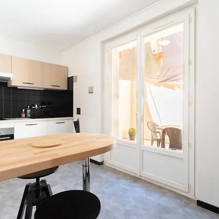 Casa de Férias Maison La Majorelle - 90m2 - Garage Et Terrasse *