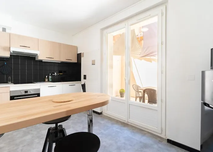 Dom wakacyjny Maison La Majorelle - 90m2 - Garage Et Terrasse *